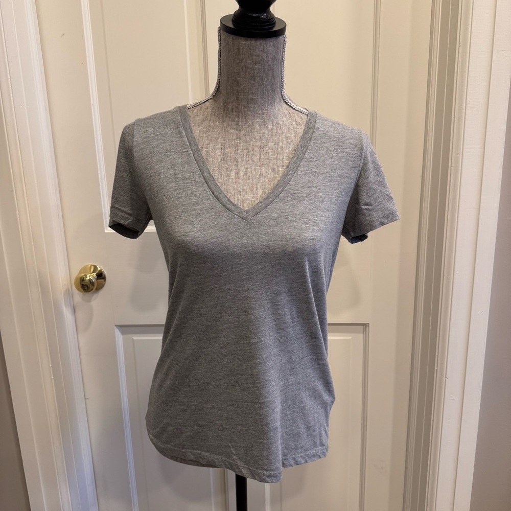 J. Crew Soft Cotton V-Neck T-Shirt XS
